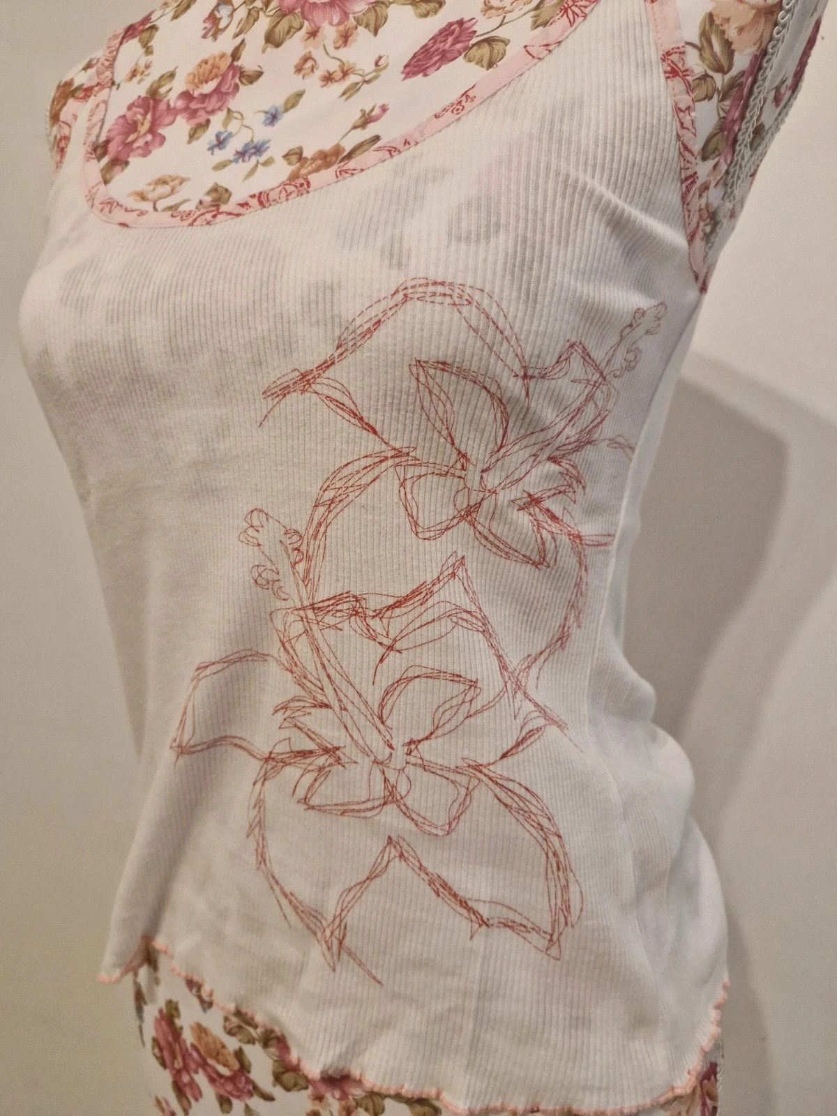 Vestido vintage floral bordado – photo 2